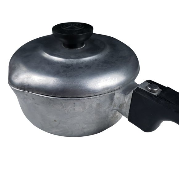 Vintage Magnalite Classic 1Q 2Q Pots with Lids Double Pour Spouts China Si06b - Picture 3 of 10